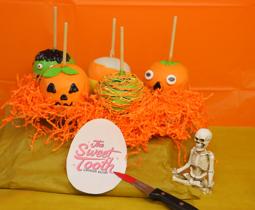 🎃 6-Pack of Halloween Gourmet Caramel Apples | The Sweet Tooth