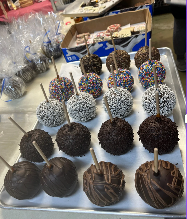 Sukkot-Dark Chocolate Caramel Apple
